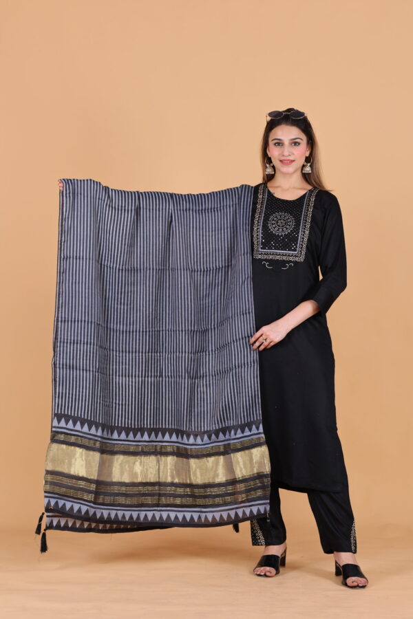 Embroidered Rayon Set - Image 3