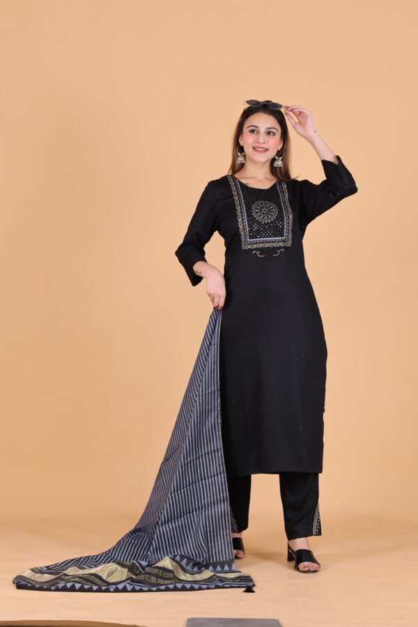 Embroidered Rayon Set - Image 5