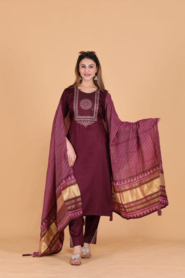Embroidered Rayon Set - Image 7