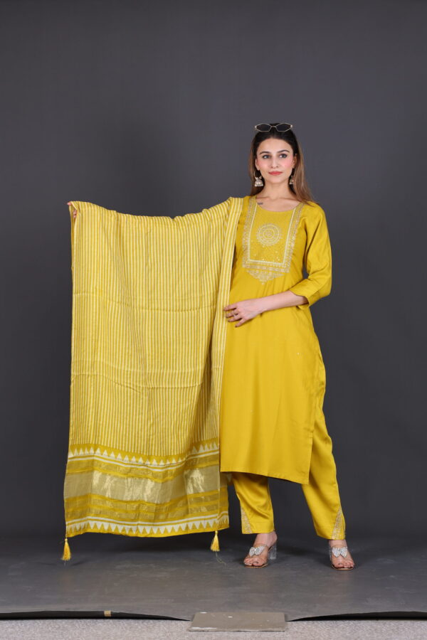 Embroidered Rayon Set - Image 12